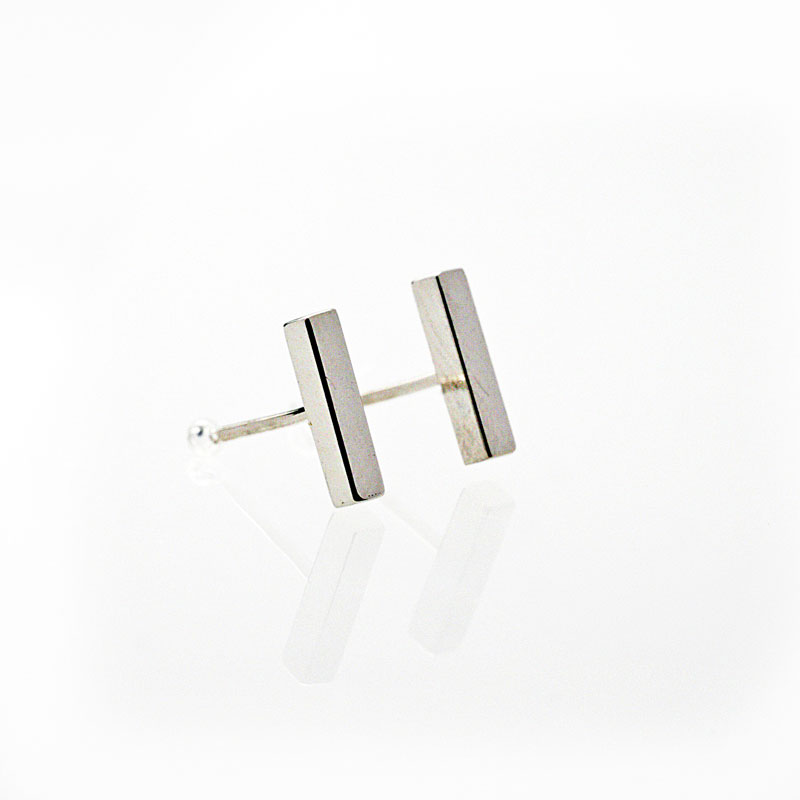 K18WG スタッドピアス